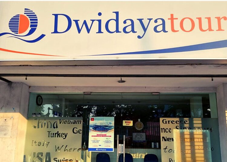 LOWONGAN KERJA Travel Consultant Malang